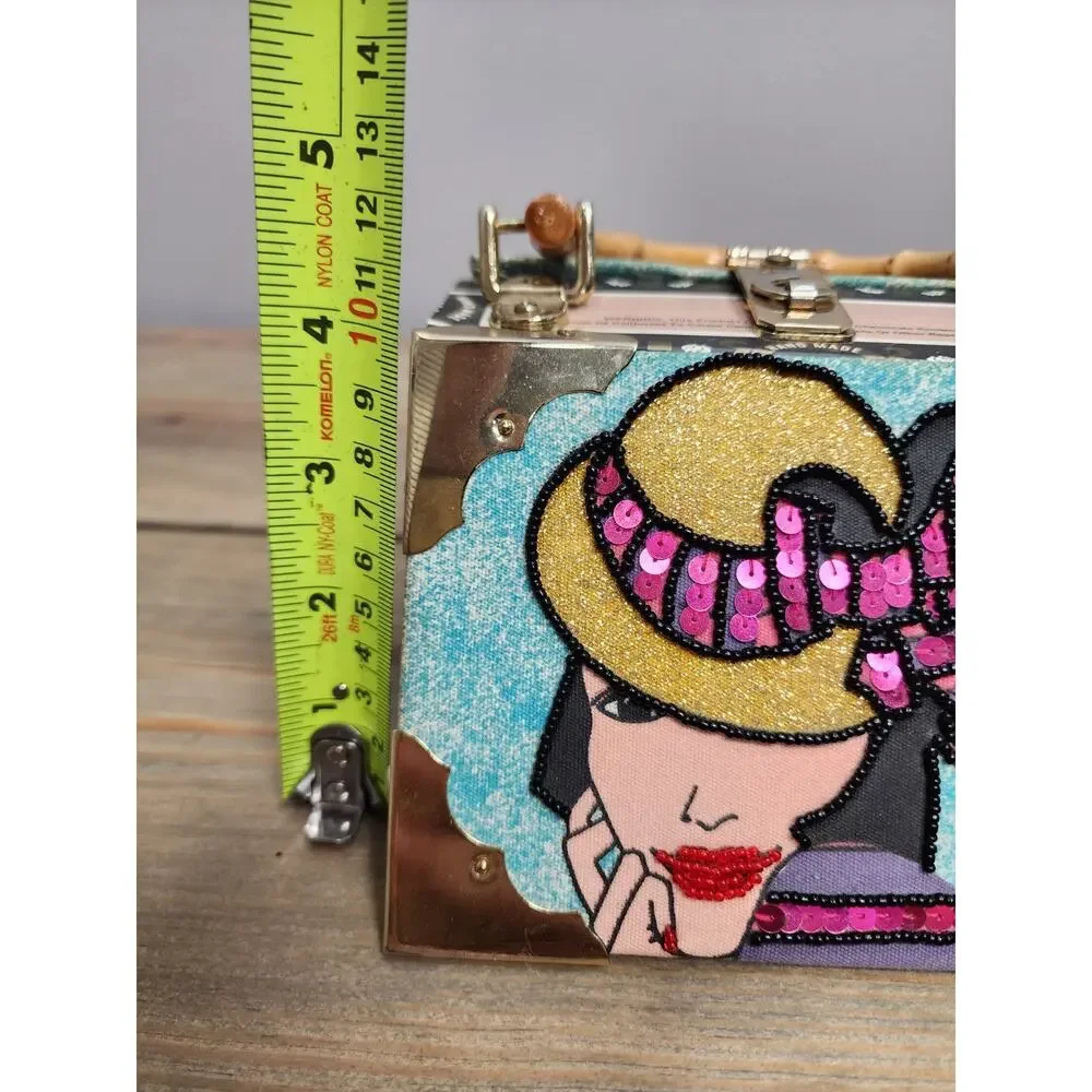 Purse CIGAR BOX Pocket book-Unique Beaded Art Deco Woman Leopard Print